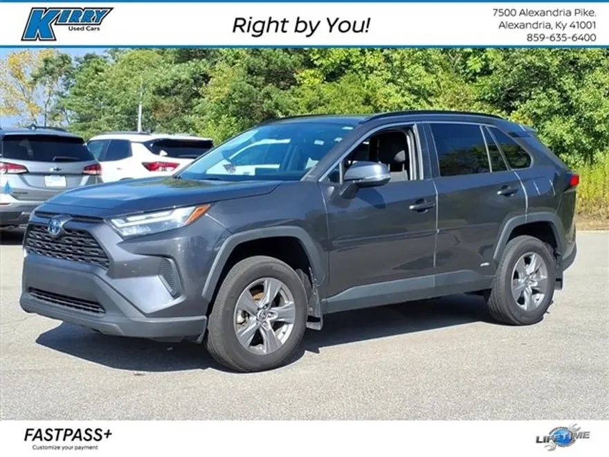 2022 Toyota RAV4 Hybrid XLE photo 1