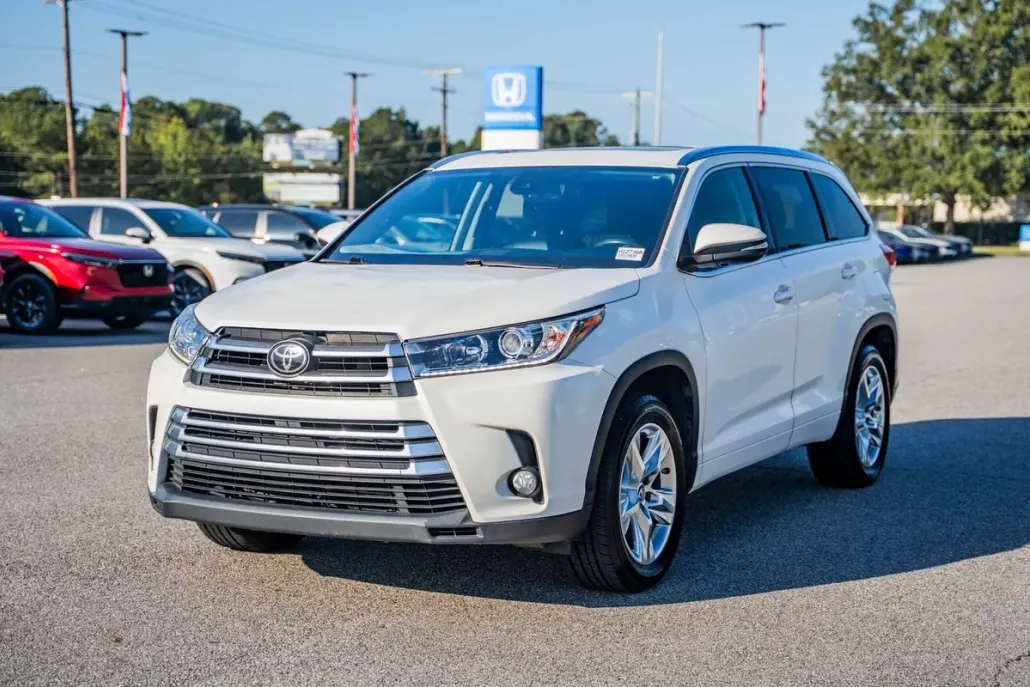 2018 Toyota Highlander Limited photo 1
