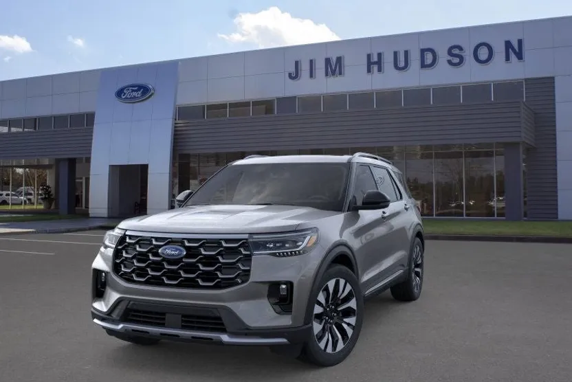 2025 Ford Explorer Platinum photo 1