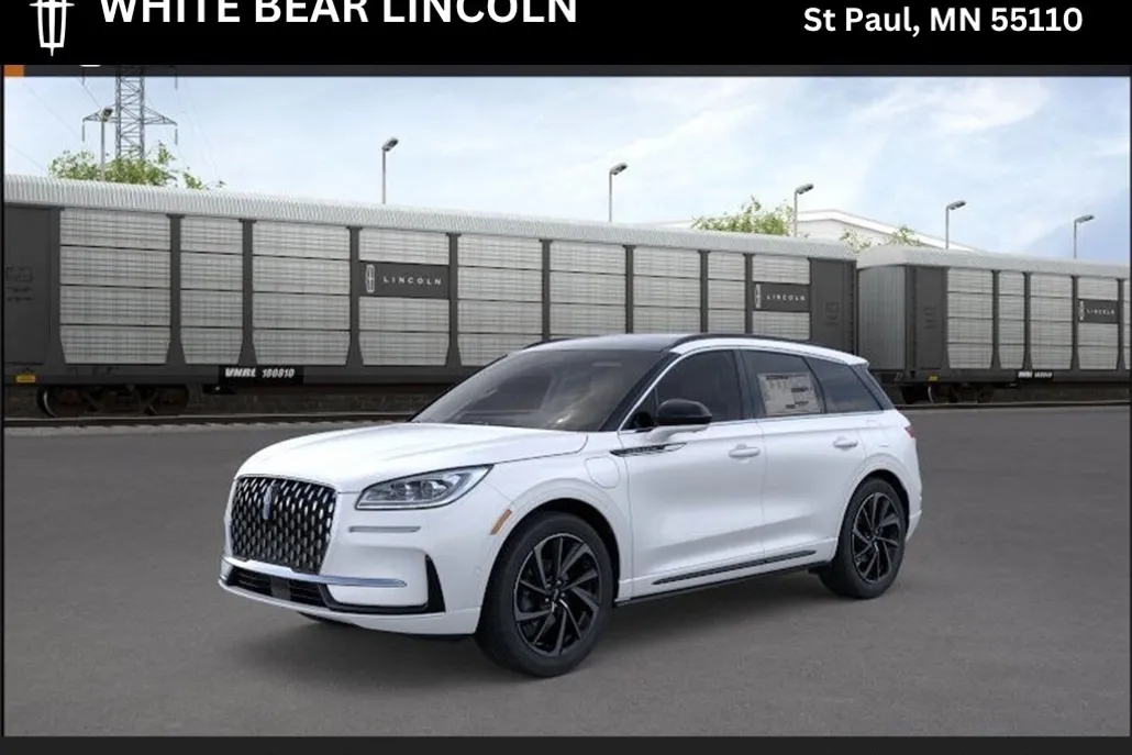 2025 Lincoln Corsair Grand Touring photo 1