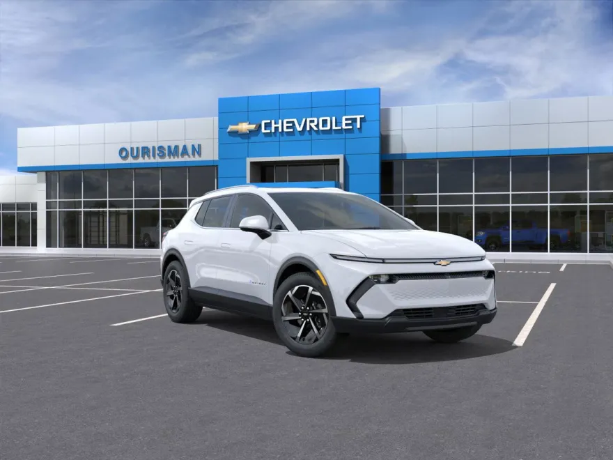 2026 Chevrolet Equinox EV 1LT photo 1