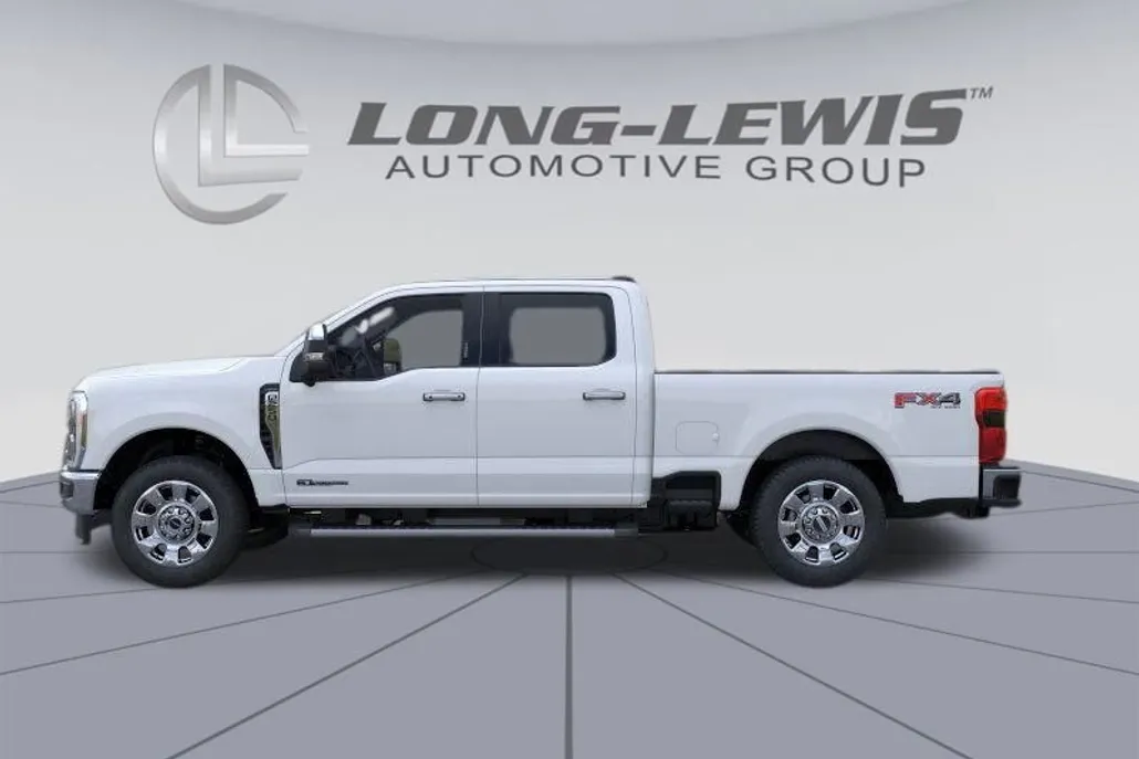 2025 Ford F-250 photo 1