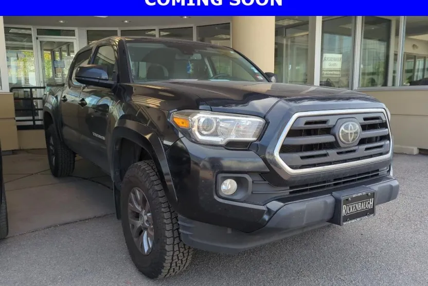 2018 Toyota Tacoma SR5 photo 1