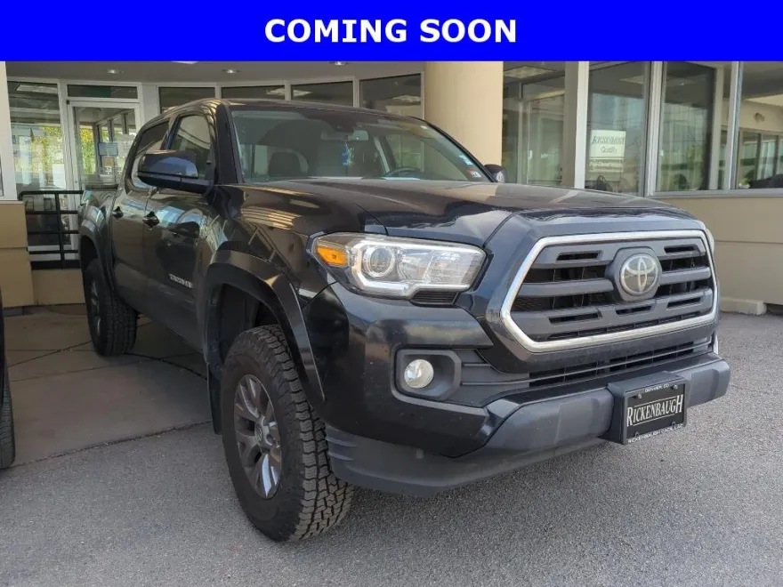 2018 Toyota Tacoma SR5 photo 1