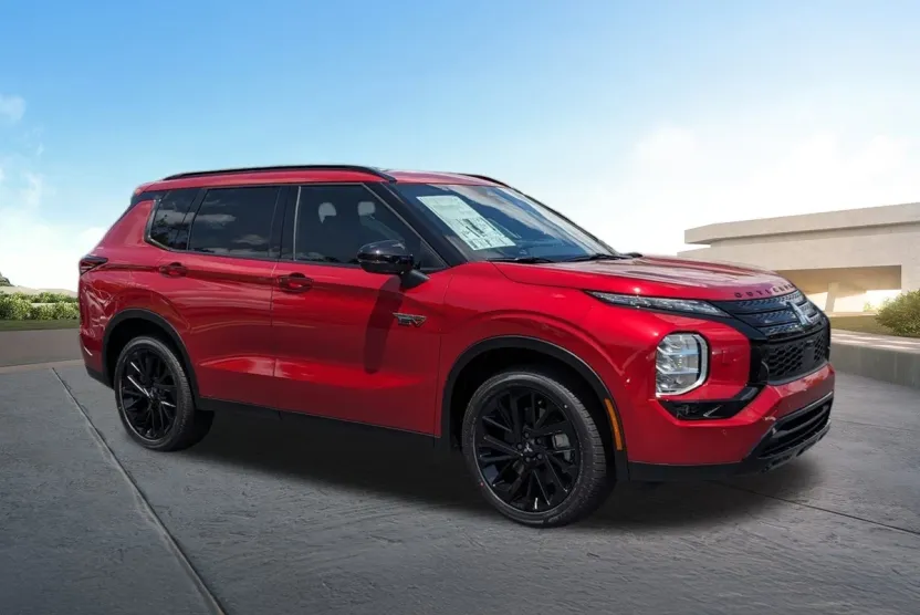 2025 Mitsubishi Outlander PHEV SEL Black Edition photo 1