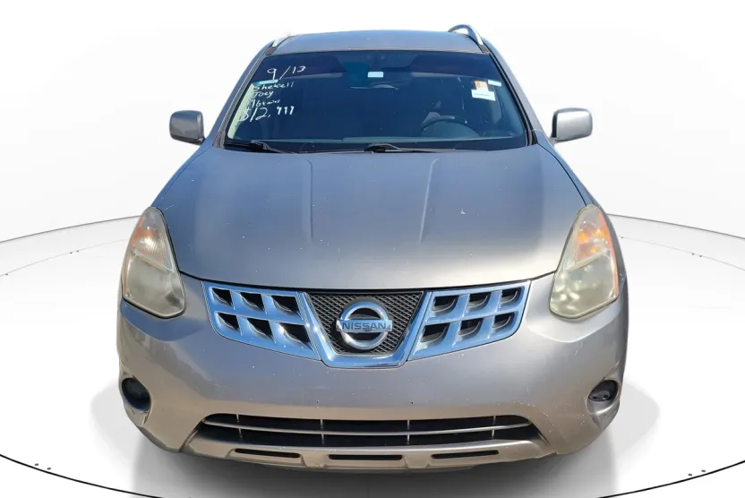 2013 Nissan Rogue SV photo 1