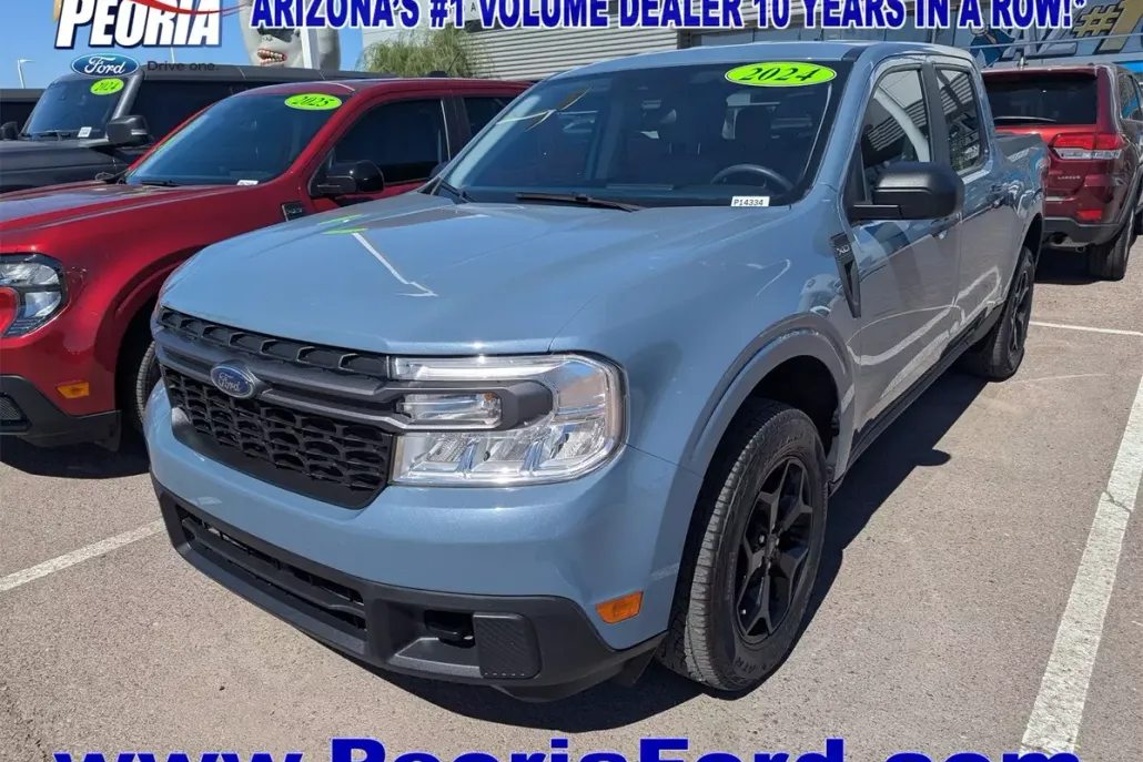 2024 Ford Maverick XLT photo 1