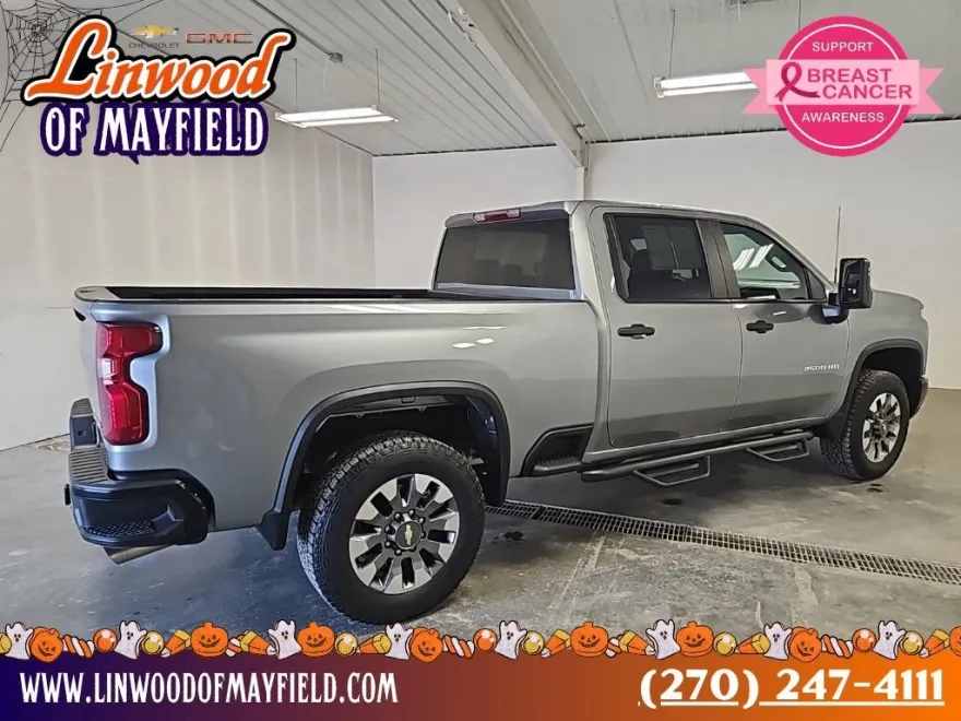 2025 Chevrolet Silverado Custom photo 1