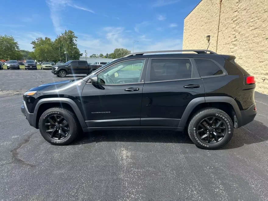 2018 Jeep Cherokee Trailhawk photo 1