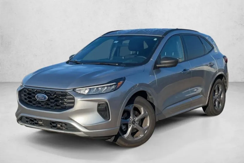 2023 Ford Escape ST-Line photo 1
