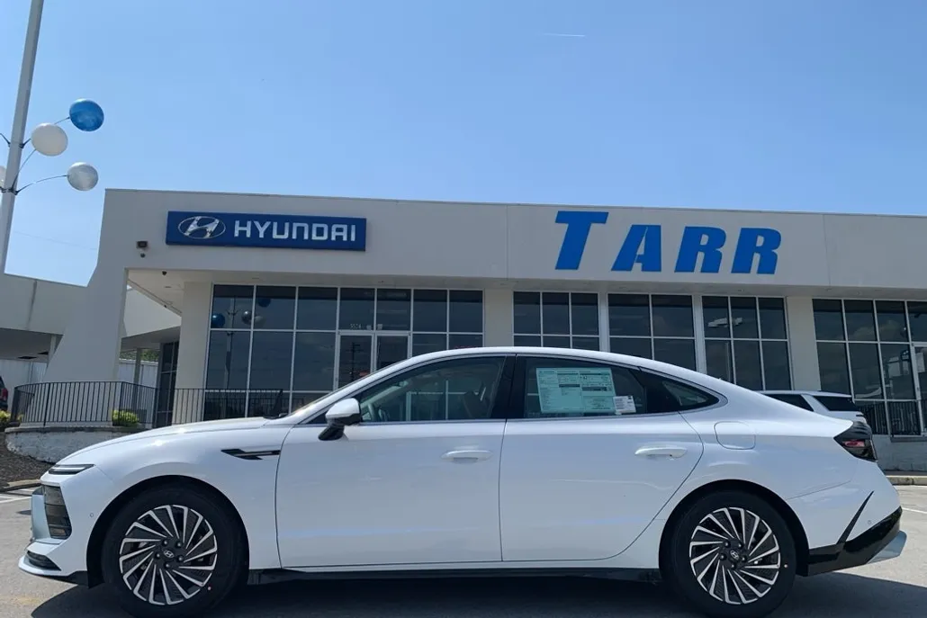 2025 Hyundai Sonata Hybrid Limited photo 1
