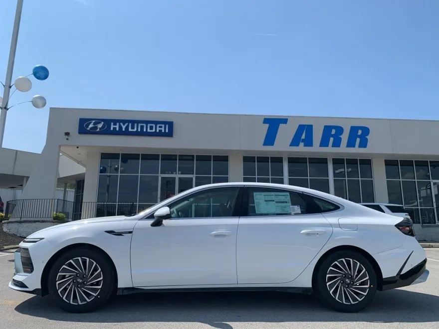 2025 Hyundai Sonata Hybrid Limited photo 1