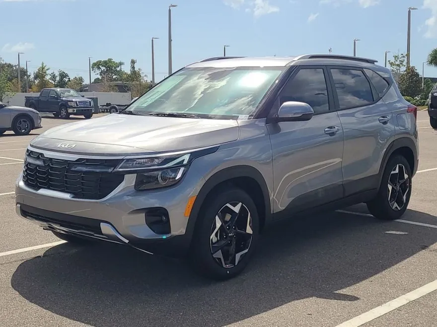 2026 Kia Seltos S photo 1