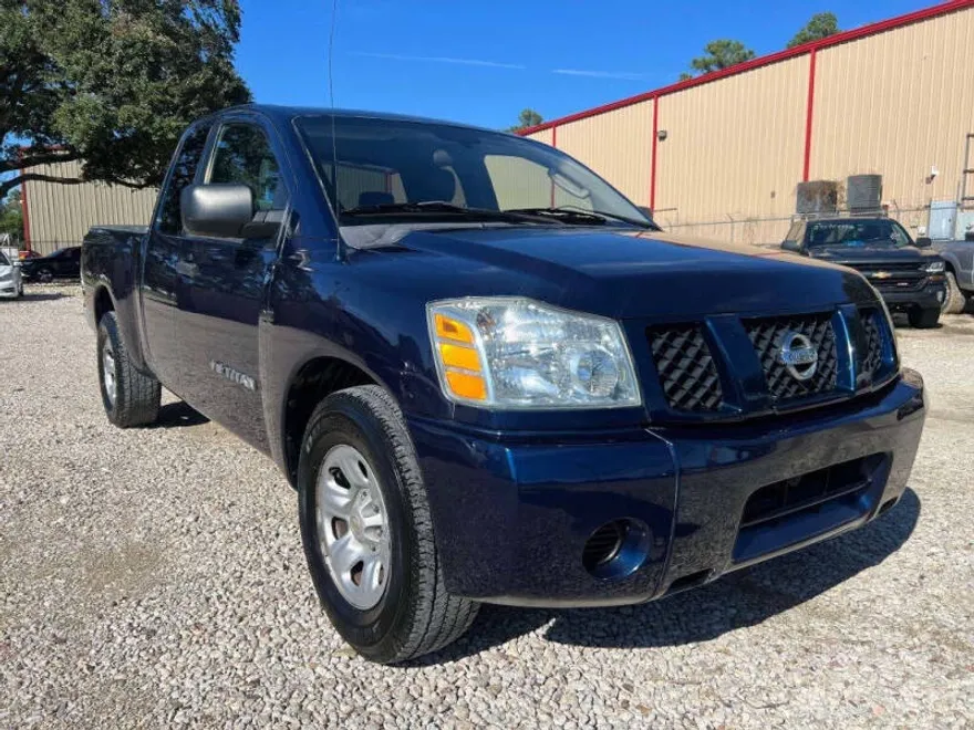 2006 Nissan Titan XE photo 1