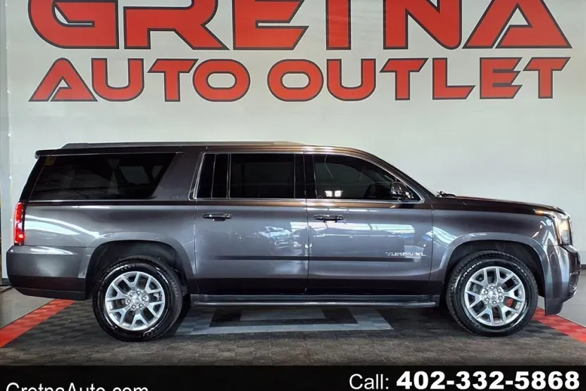 2017 Gmc Yukon XL SLT photo 1