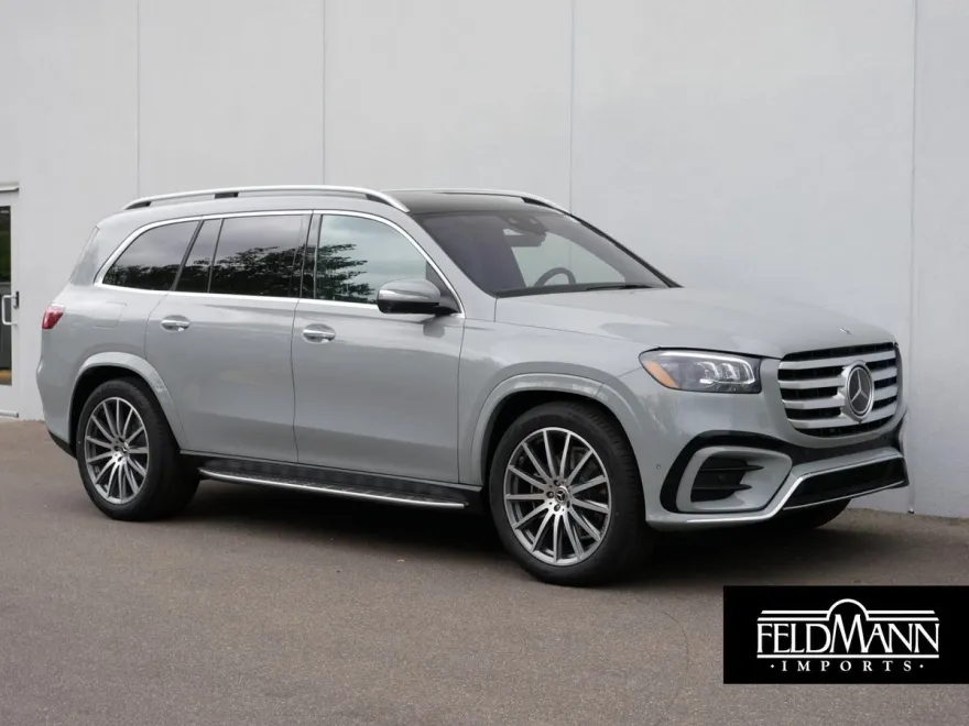 2025 Mercedes Benz GLS 450 4MATIC photo 1