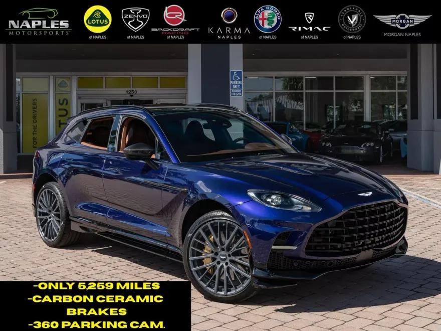 2023 Aston Martin DBX photo 1