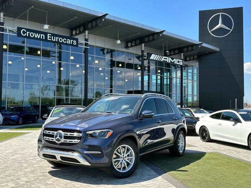2025 Mercedes Benz GLE 450 4MATIC photo 1