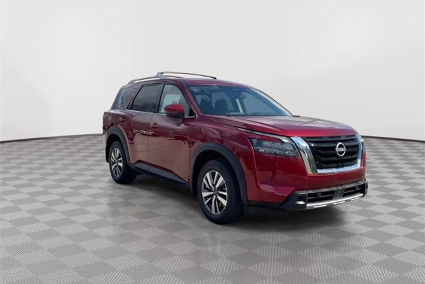 2025 Nissan Pathfinder SL photo 1