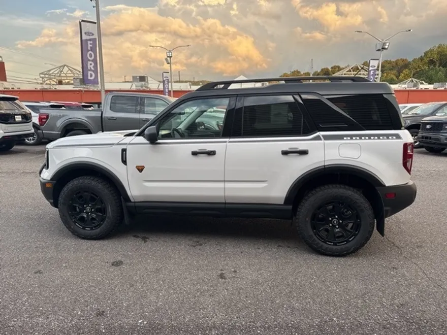 2025 Ford Bronco Sport Badlands photo 1