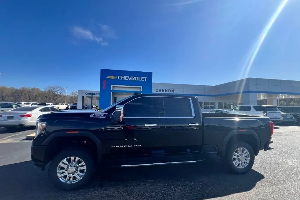 2022 Gmc Sierra 2500 HD Denali photo 1