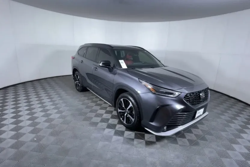 2022 Toyota Highlander XSE photo 1