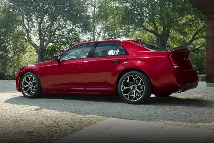 2021 Chrysler 300 Touring Limited photo 1