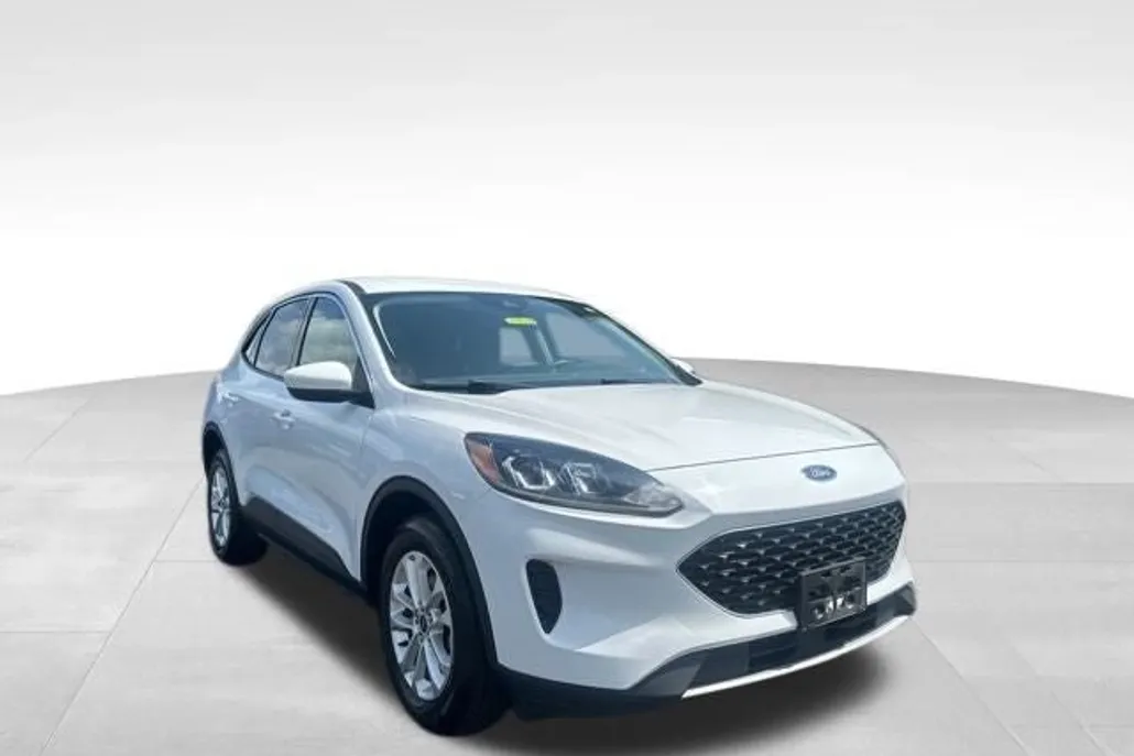 2020 Ford Escape SE photo 1