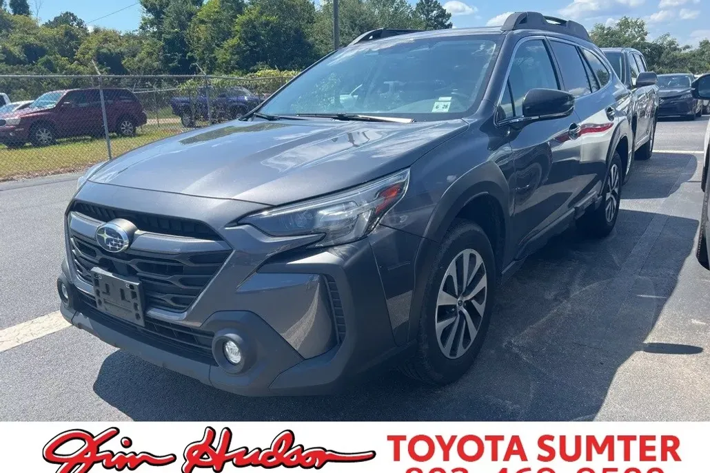 2023 Subaru Outback Premium photo 1