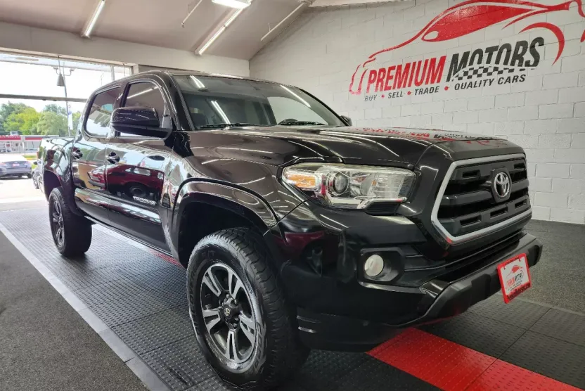 2016 Toyota Tacoma Double Cab photo 1