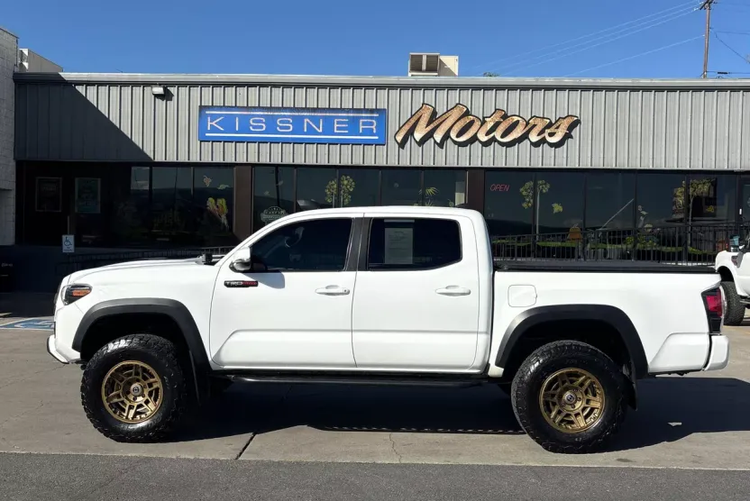 2019 Toyota Tacoma TRD Pro photo 1