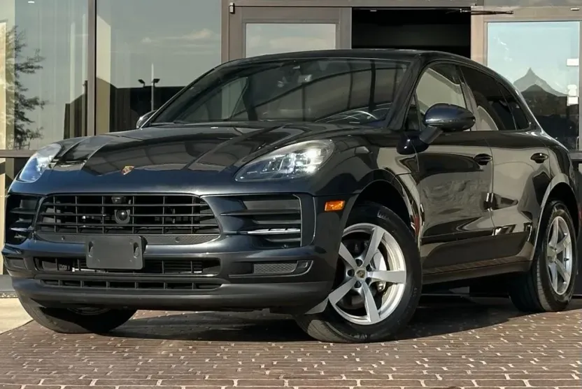 2020 Porsche Macan Base photo 1