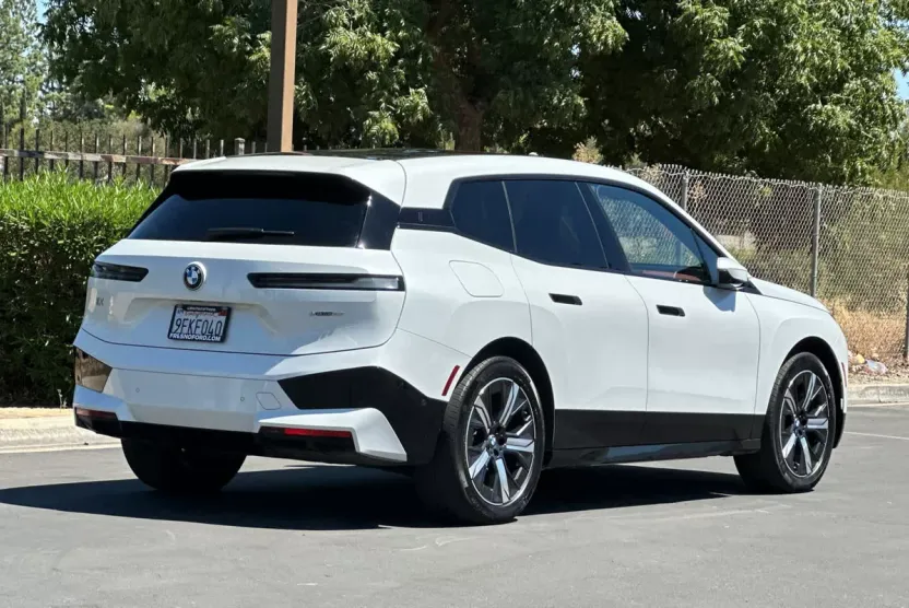 2023 Bmw iX xDrive50i photo 1