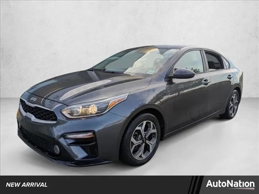 2019 Kia Forte LXS photo 1