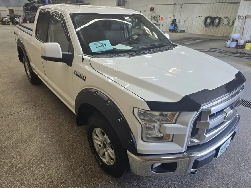 2015 Ford F-150 XLT photo 1