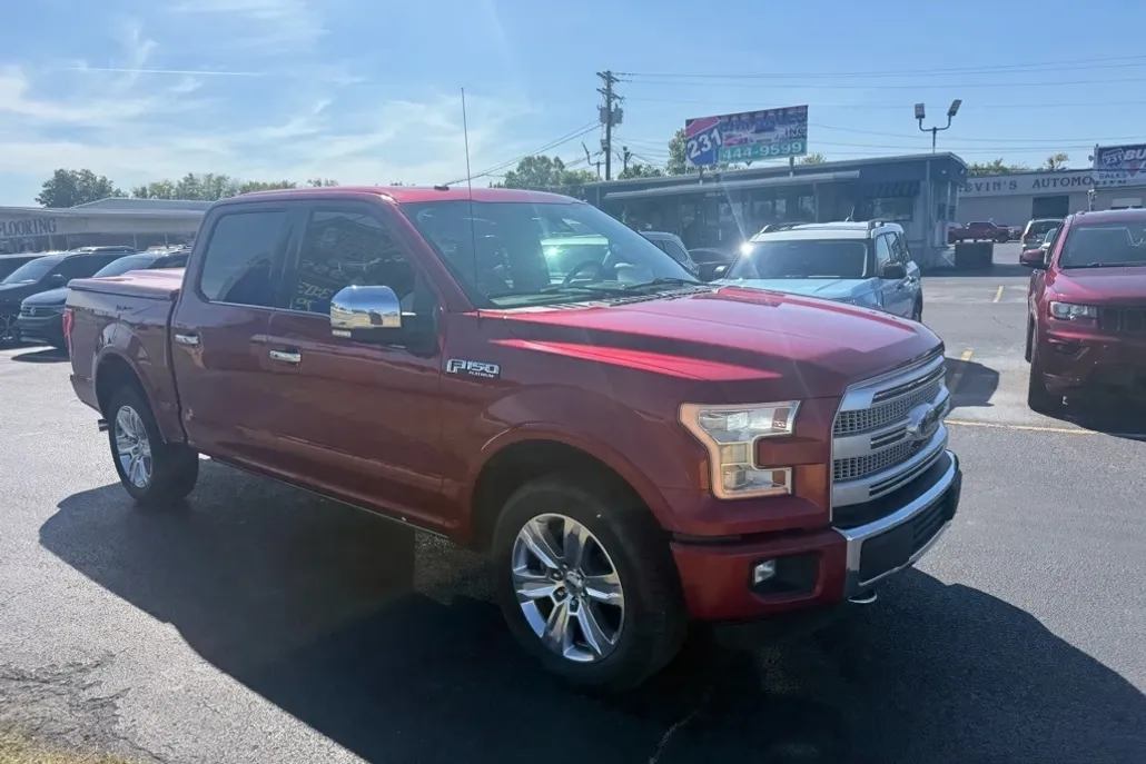 2016 Ford F-150 Platinum photo 1