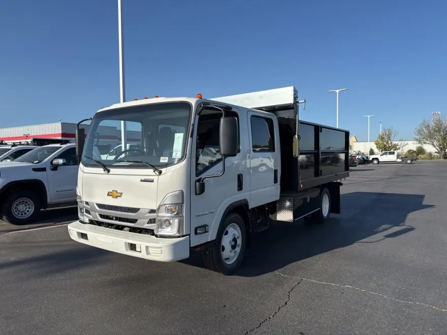 2026 Chevrolet Silverado 3500HD 4500HD photo 1
