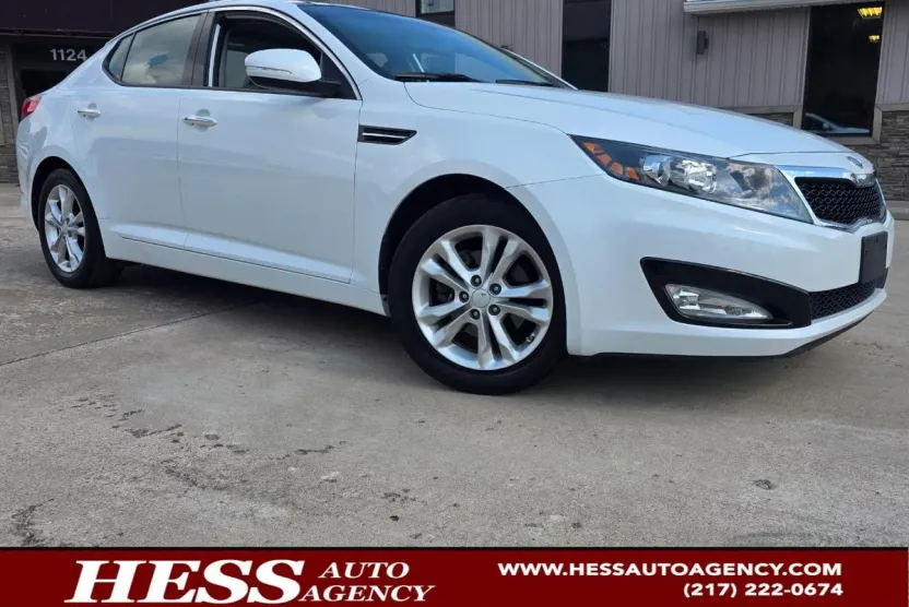 2012 Kia Optima EX photo 1