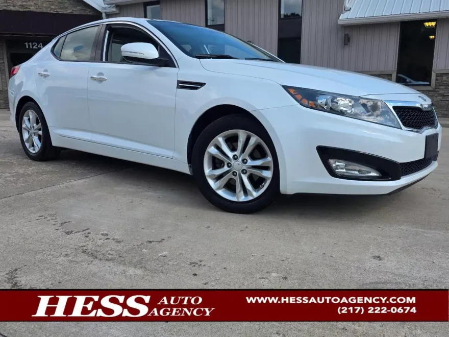 2012 Kia Optima EX photo 1