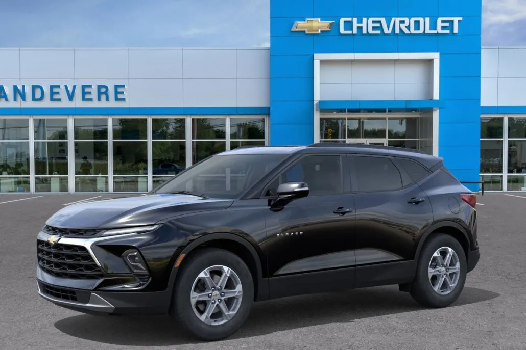 2025 Chevrolet Blazer 3LT photo 1