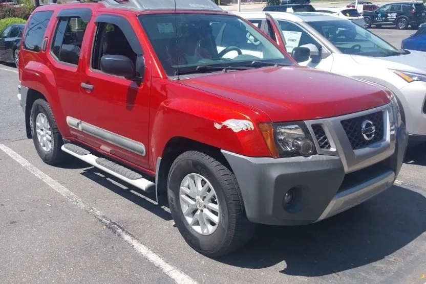 2015 Nissan Xterra S photo 1