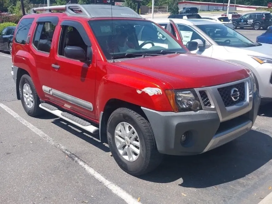 2015 Nissan Xterra S photo 1