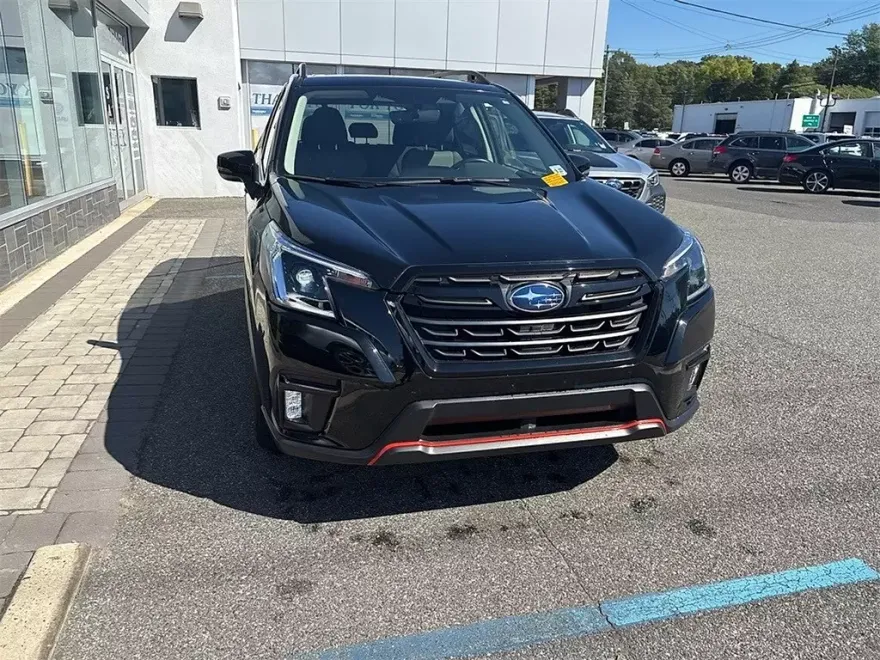 2022 Subaru Forester Sport photo 1