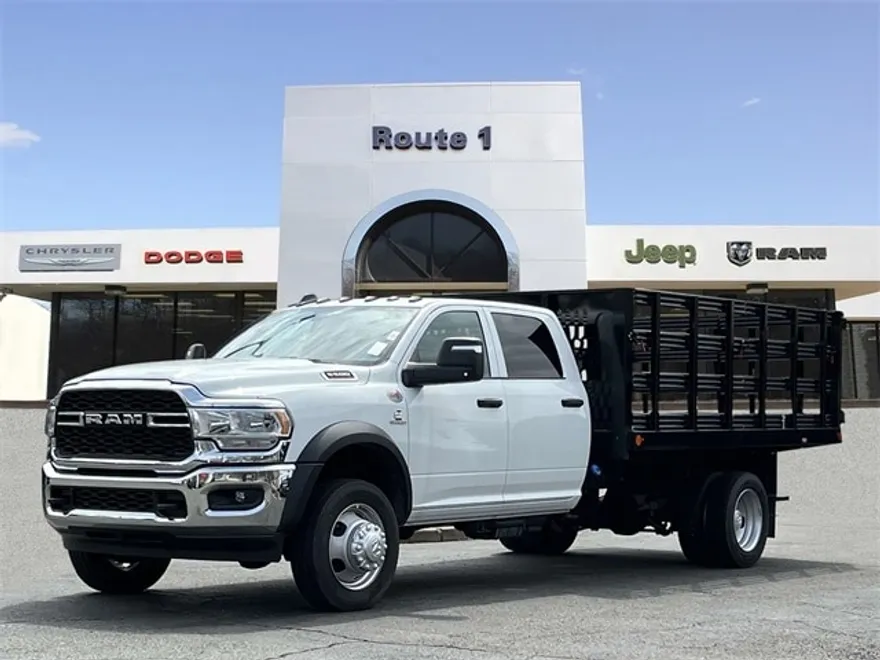 2024 Ram 5500 Tradesman photo 1