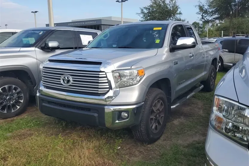 2015 Toyota Tundra Limited Grade photo 1