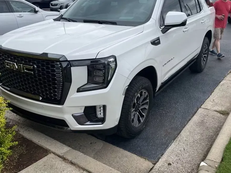2023 Gmc Yukon Denali Ultimate photo 1
