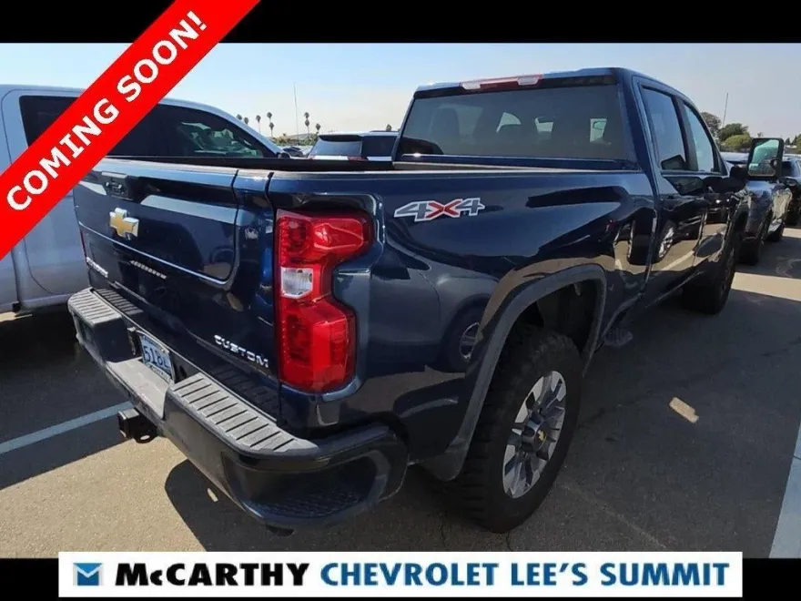 2023 Chevrolet Silverado 2500HD Custom photo 1