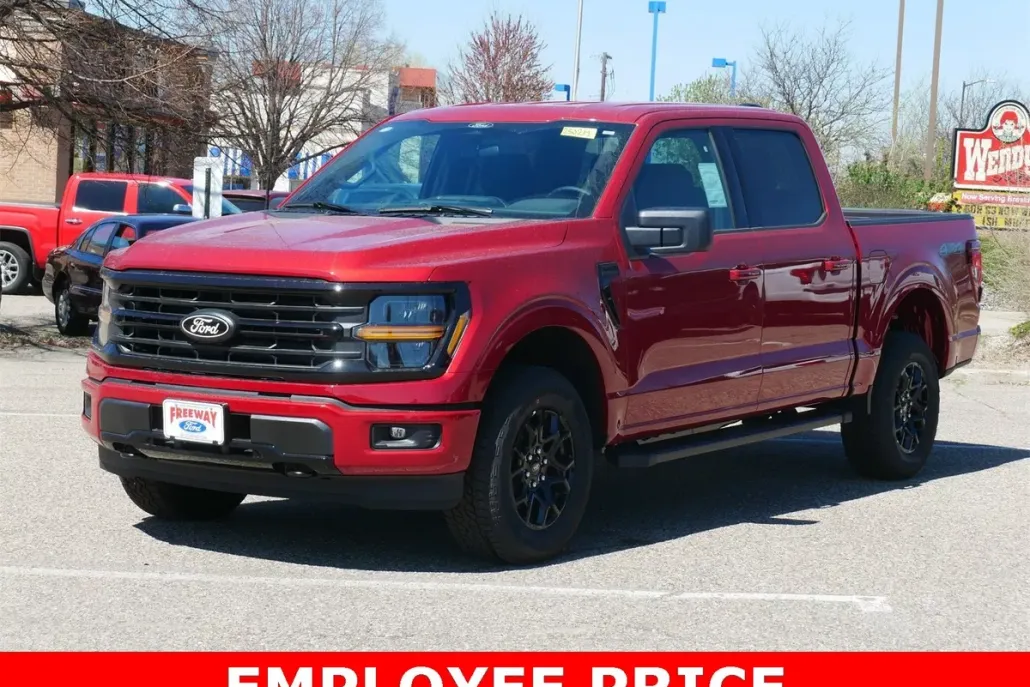 2025 Ford F-150 XLT photo 1