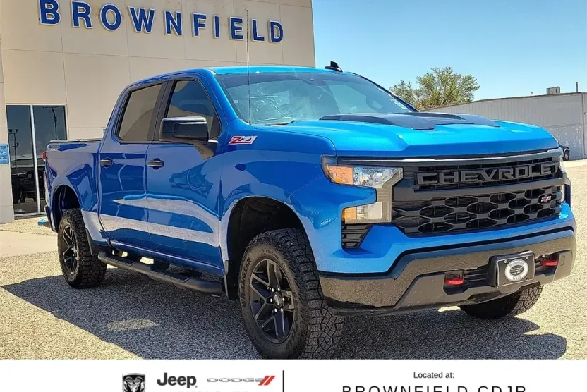 2024 Chevrolet Silverado 1500 Custom Trail Boss photo 1