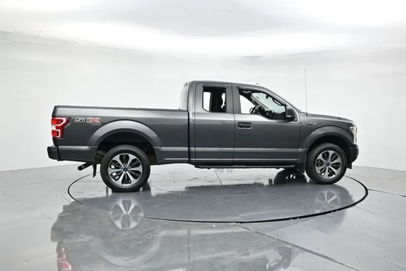 2019 Ford F-150 XL photo 1